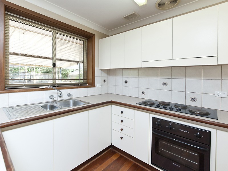 15 Ellison Drive, Langford WA 6147