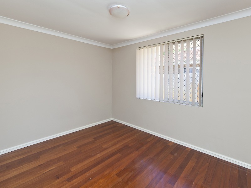 15 Ellison Drive, Langford WA 6147