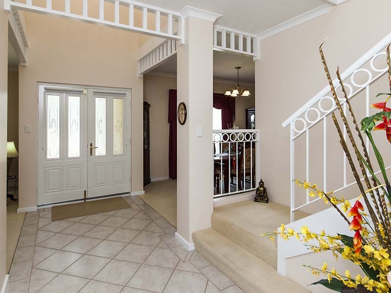 12 Batavia Avenue, Wannanup WA 6210