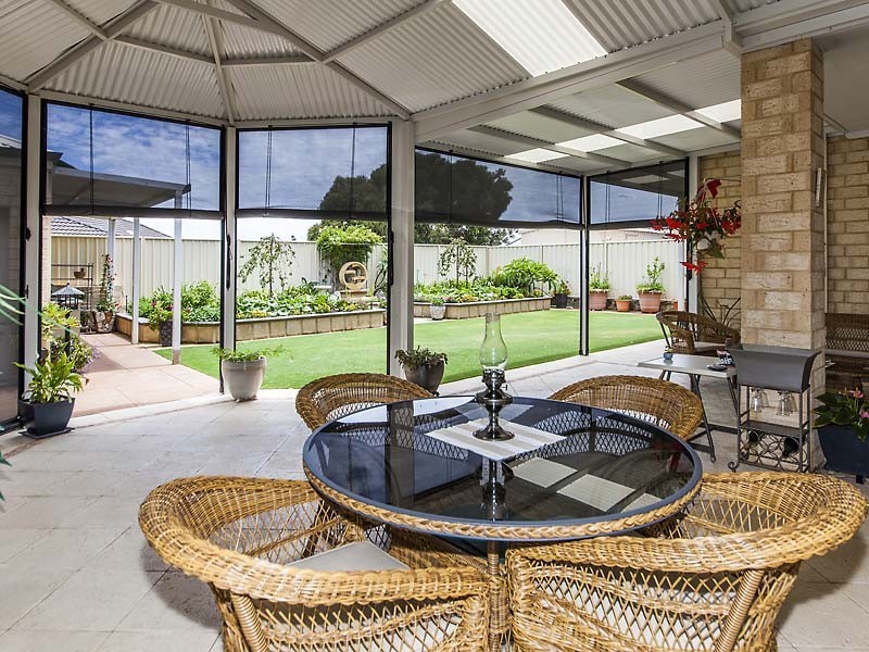 12 Batavia Avenue, Wannanup WA 6210