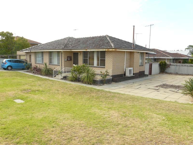 1 Covich Ave, Beaconsfield WA 6162