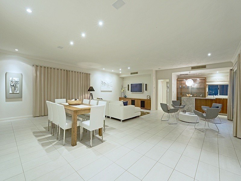 73 Ullapool Road, Mount Pleasant WA 6153