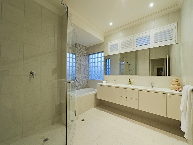 73 Ullapool Road, Mount Pleasant WA 6153