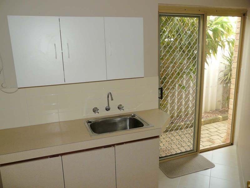 4/1-3 Ince Rd, Attadale WA 6156