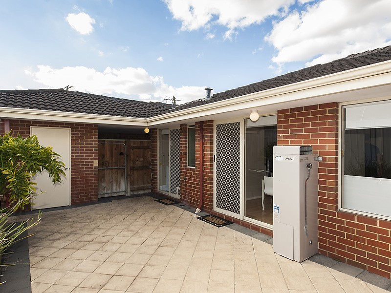 4C Blythe Avenue, Yokine WA 6060