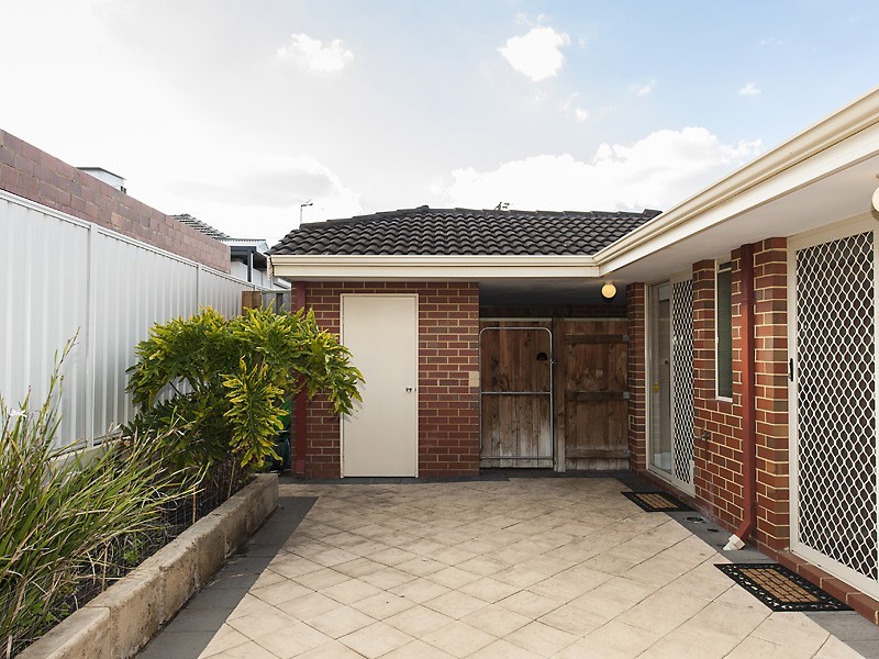 4C Blythe Avenue, Yokine WA 6060