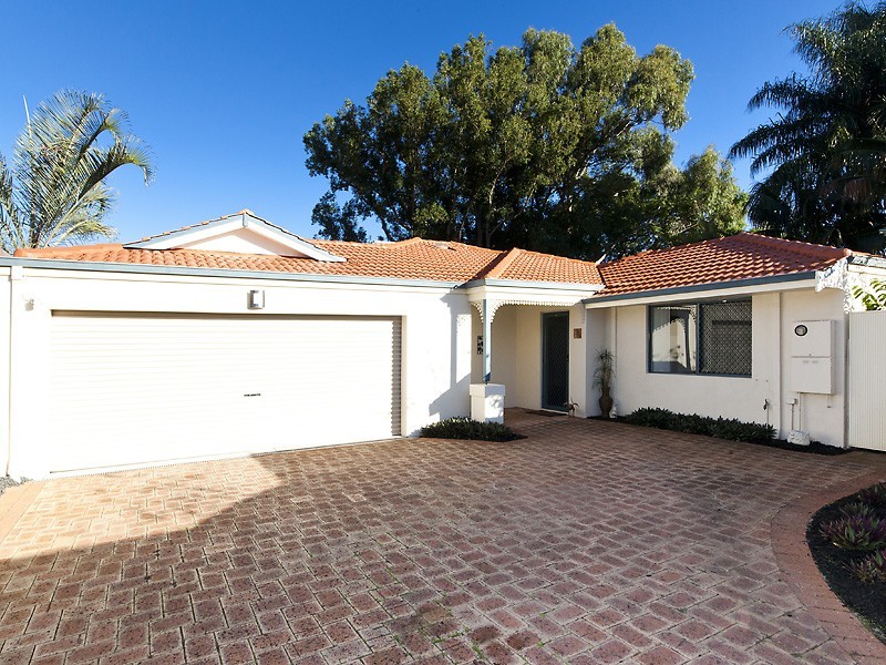 77B Modillion Avenue, Shelley WA 6148