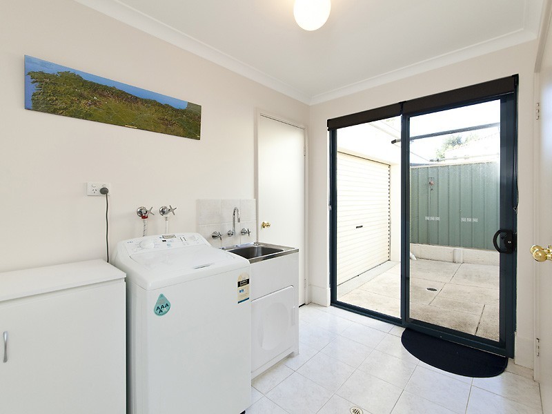 77B Modillion Avenue, Shelley WA 6148