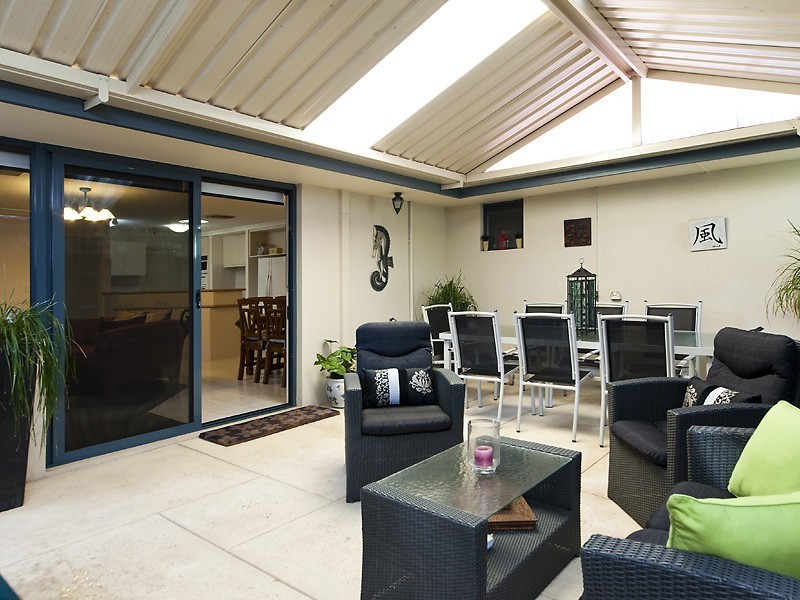 77B Modillion Avenue, Shelley WA 6148