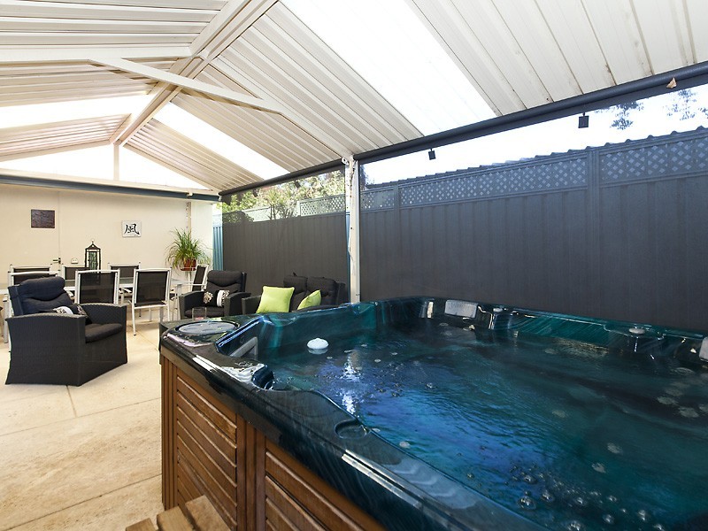 77B Modillion Avenue, Shelley WA 6148