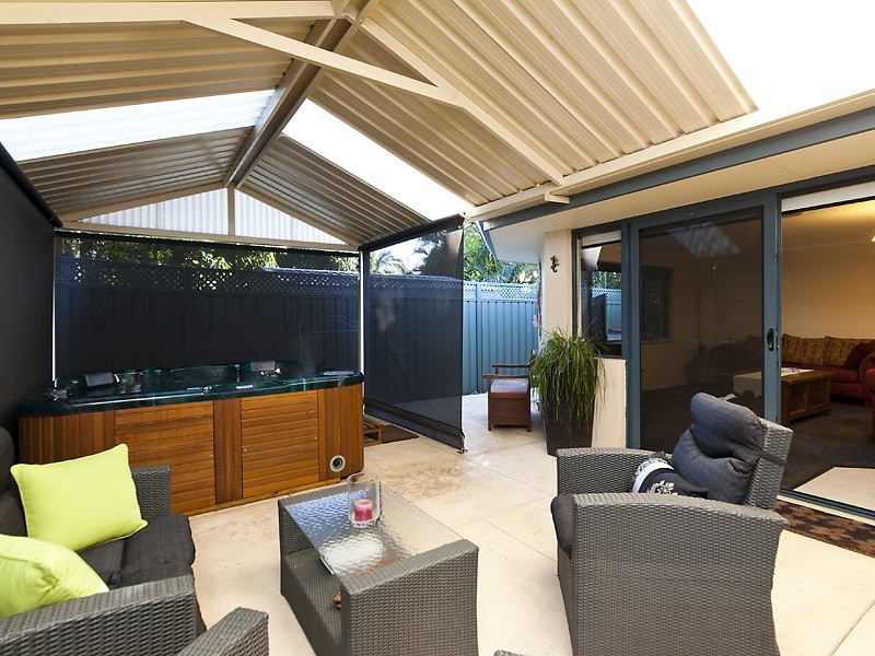 77B Modillion Avenue, Shelley WA 6148