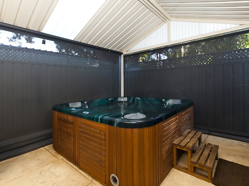 77B Modillion Avenue, Shelley WA 6148