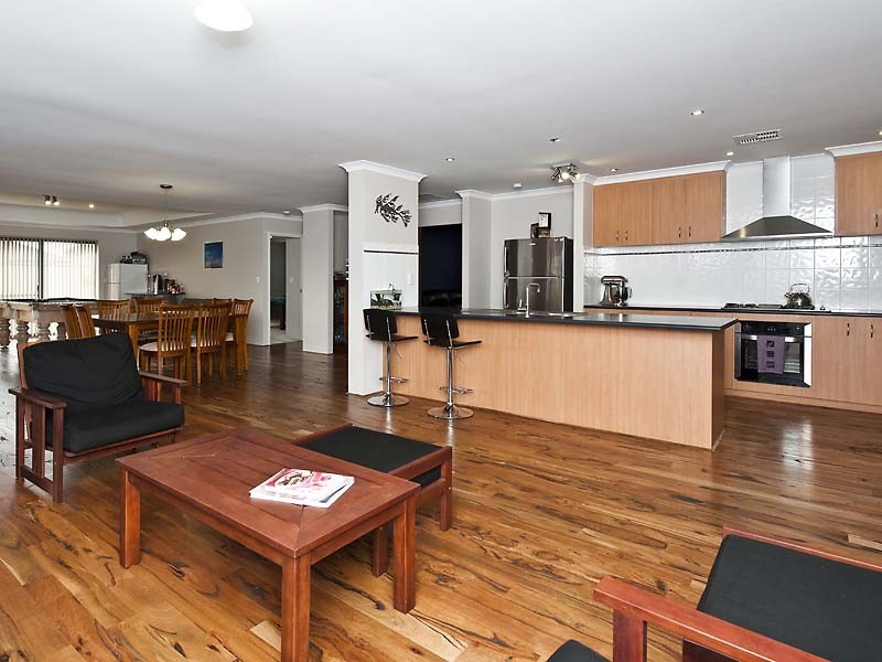 6 Kumarina Drive, Secret Harbour WA 6173