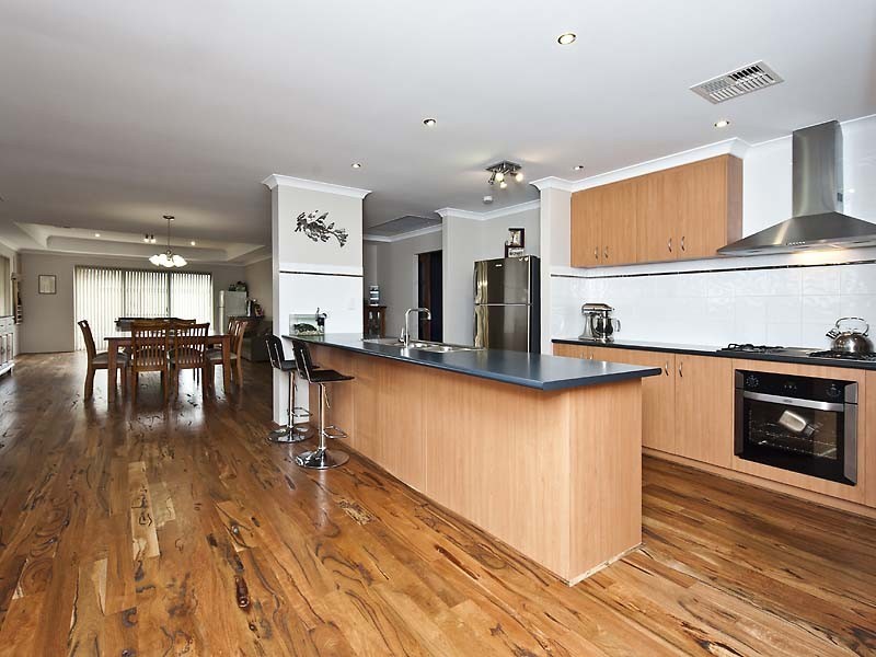 6 Kumarina Drive, Secret Harbour WA 6173