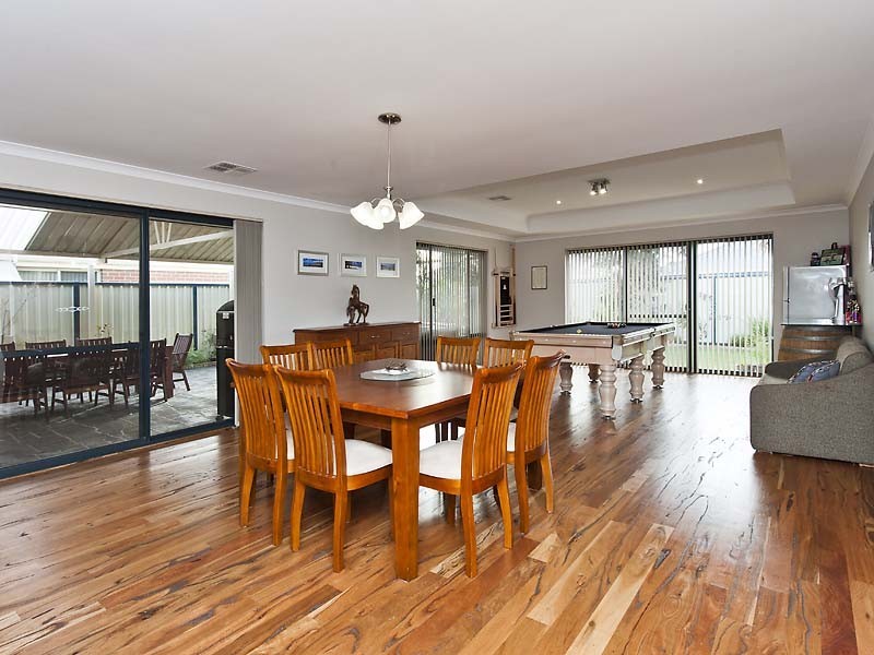 6 Kumarina Drive, Secret Harbour WA 6173