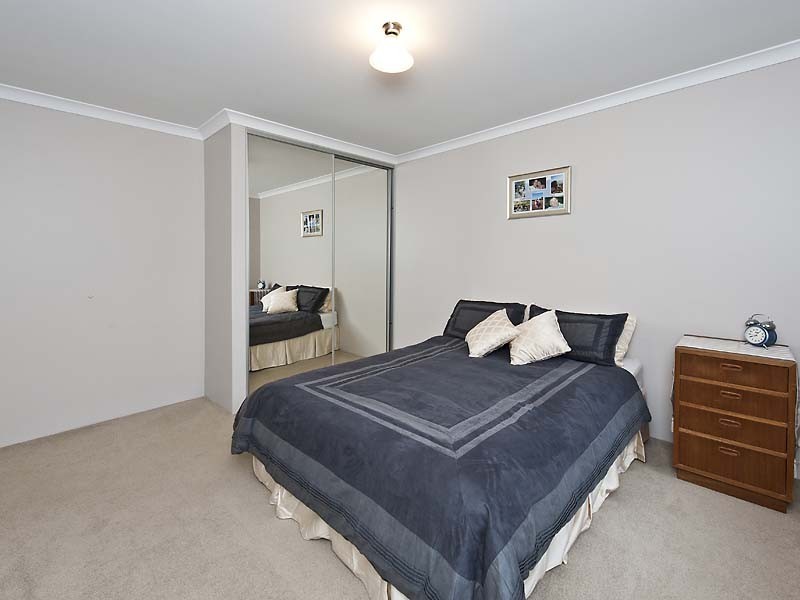 6 Kumarina Drive, Secret Harbour WA 6173