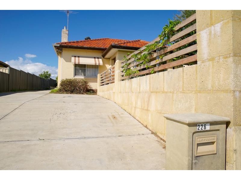 226 Carrington Street, Hilton WA 6163