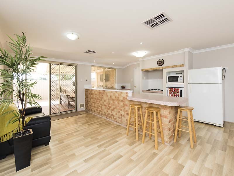 27 Harmony Parade, Singleton WA 6175