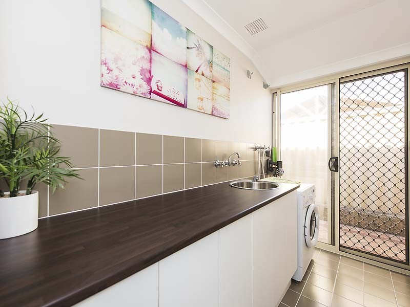 27 Harmony Parade, Singleton WA 6175