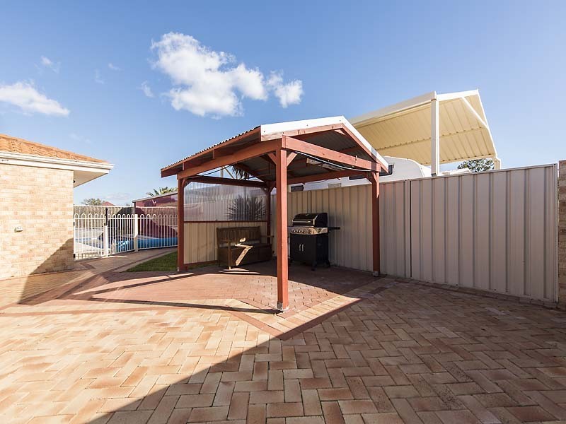 27 Harmony Parade, Singleton WA 6175