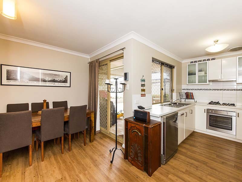 4/33 Chesterton Road, Bassendean WA 6054