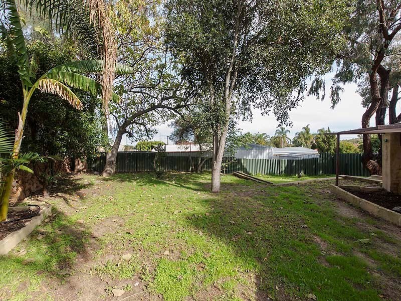 10 Booth Place, Bellevue WA 6056