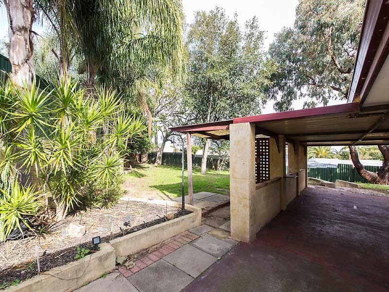 10 Booth Place, Bellevue WA 6056