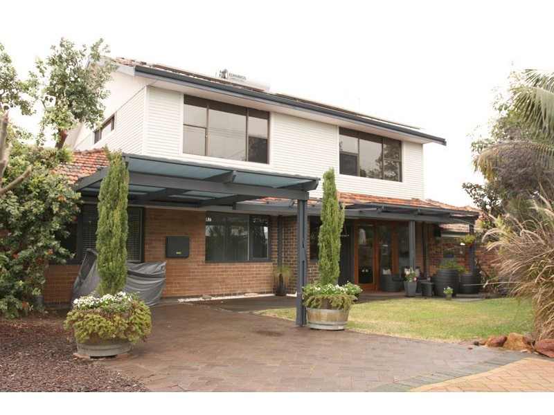 30 MULLINGS WAY, Myaree WA 6154