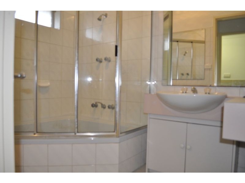 2 Latimer Way, Langford WA 6147