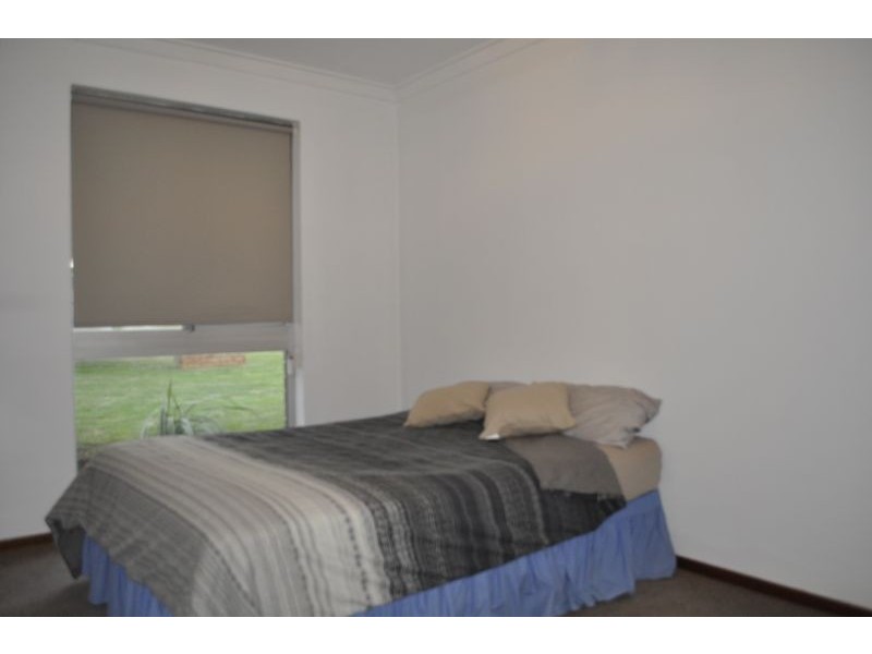 2 Latimer Way, Langford WA 6147