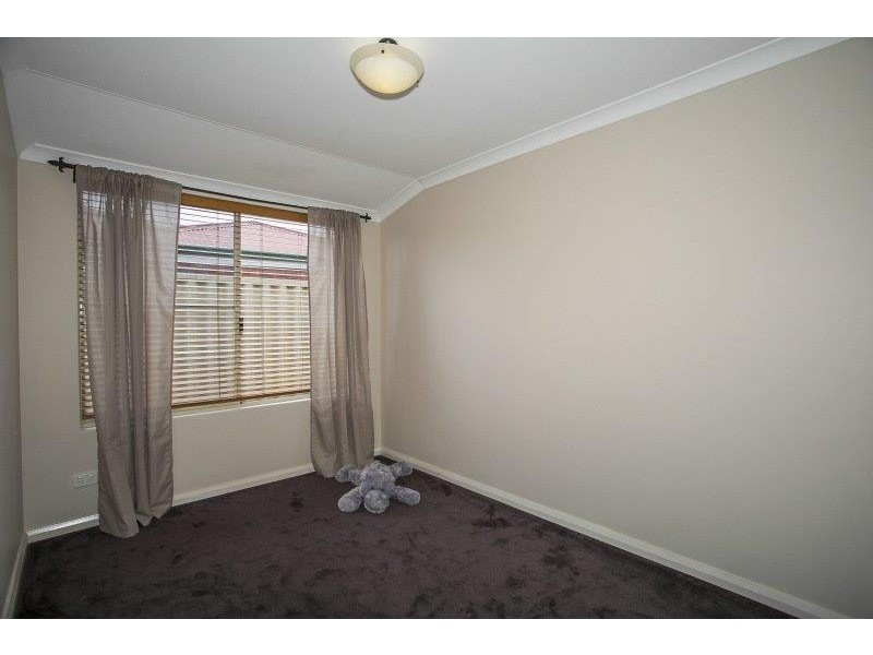 100 Brenchley Drive, Atwell WA 6164