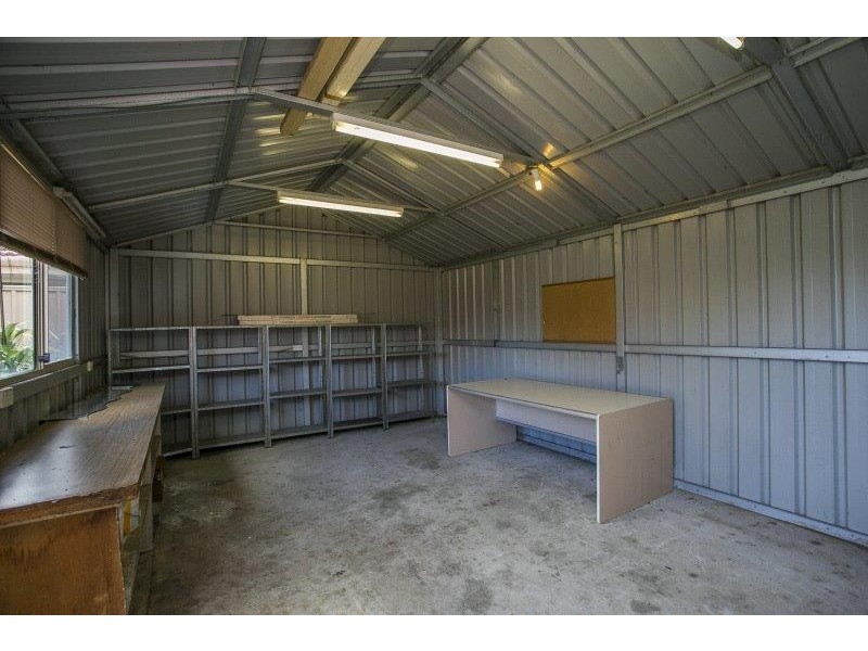 100 Brenchley Drive, Atwell WA 6164