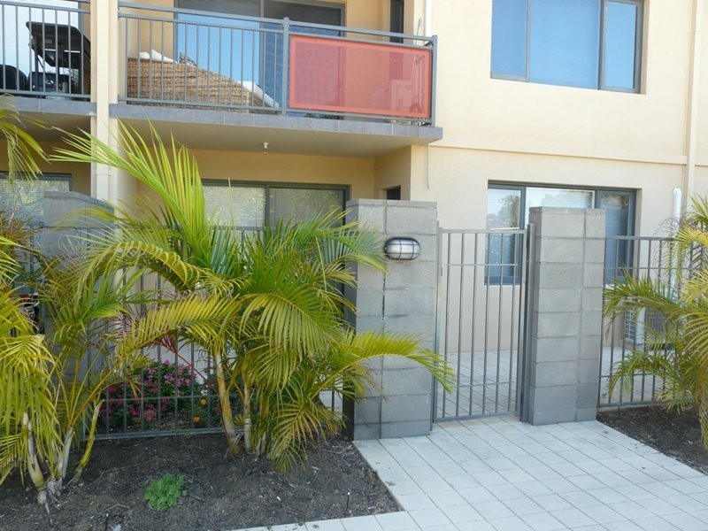 13/42 Kinsella, Joondanna WA 6060