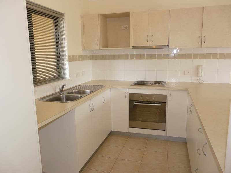 13/42 Kinsella, Joondanna WA 6060