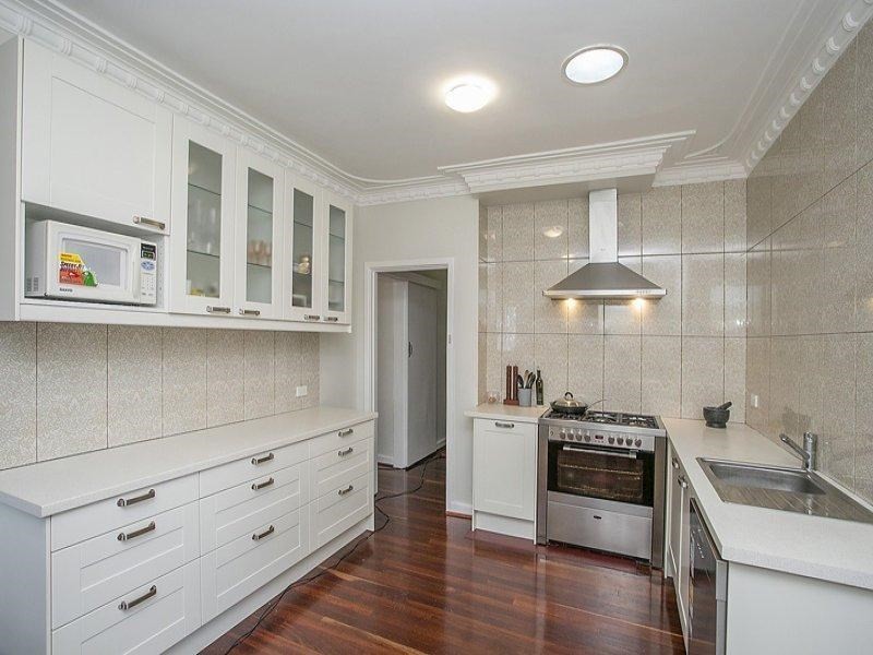 41 Henley Street, Como WA 6152