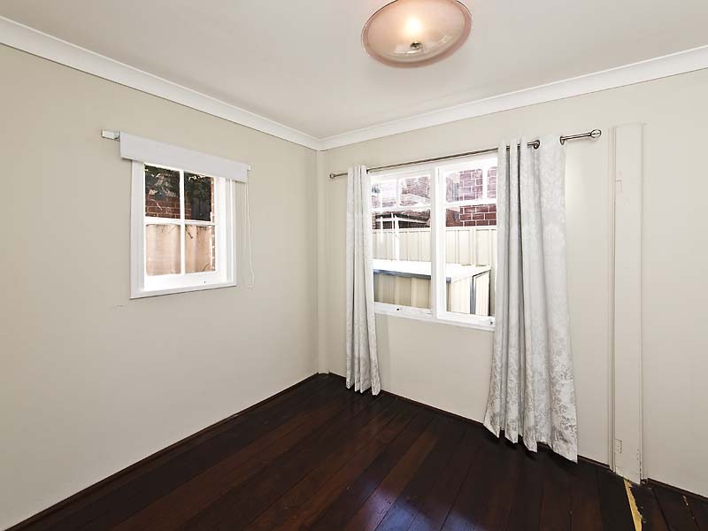 3 King George Street, Victoria Park WA 6100