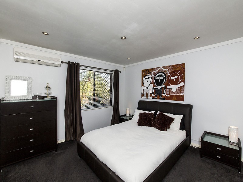 33 Poppy Lane, Como WA 6152