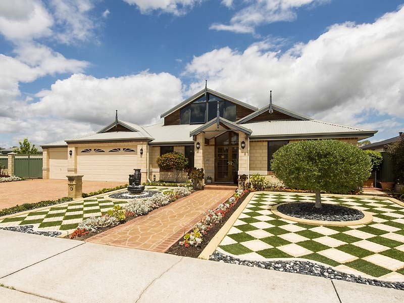 55 Maamba Road, Wattle Grove WA 6107