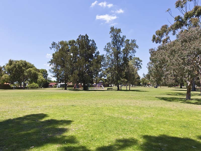 29 Fairlane Drive, Carine WA 6020