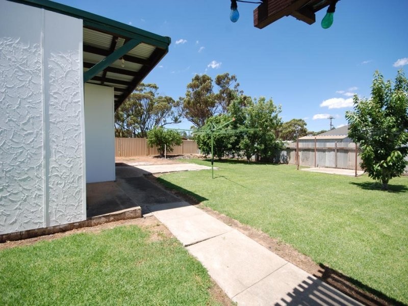 29 Hale Street, Narrogin WA 6312