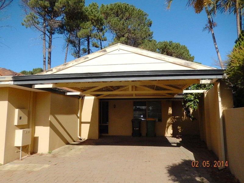 25 Buckingham Cres, Kardinya WA 6163