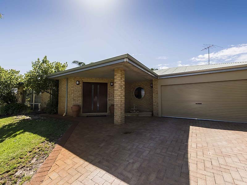 83/85 Gosnells Road West, Martin WA 6110
