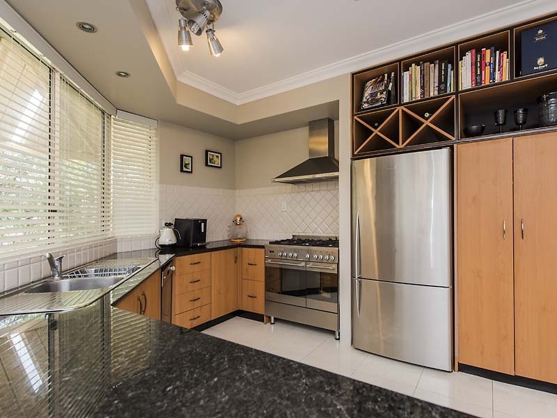 83/85 Gosnells Road West, Martin WA 6110