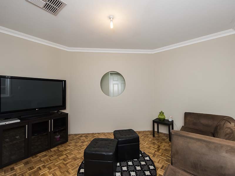 83/85 Gosnells Road West, Martin WA 6110