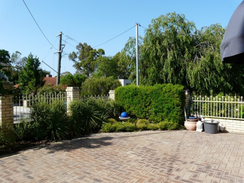 52A Drew Road, Ardross WA 6153