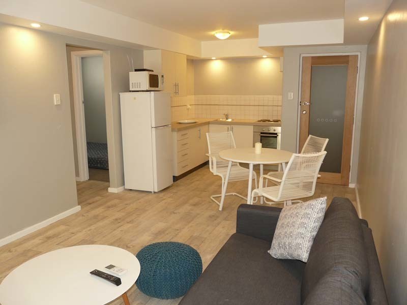10/4 Comer Street, Como WA 6152