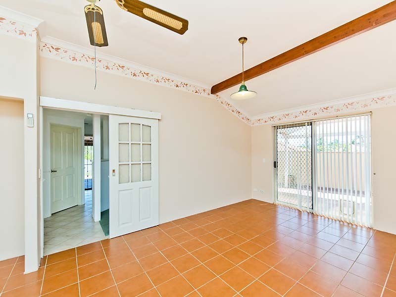 4 Ridgehaven Court, Canning Vale WA 6155