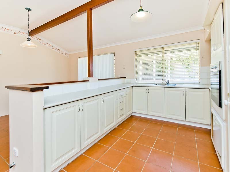 4 Ridgehaven Court, Canning Vale WA 6155