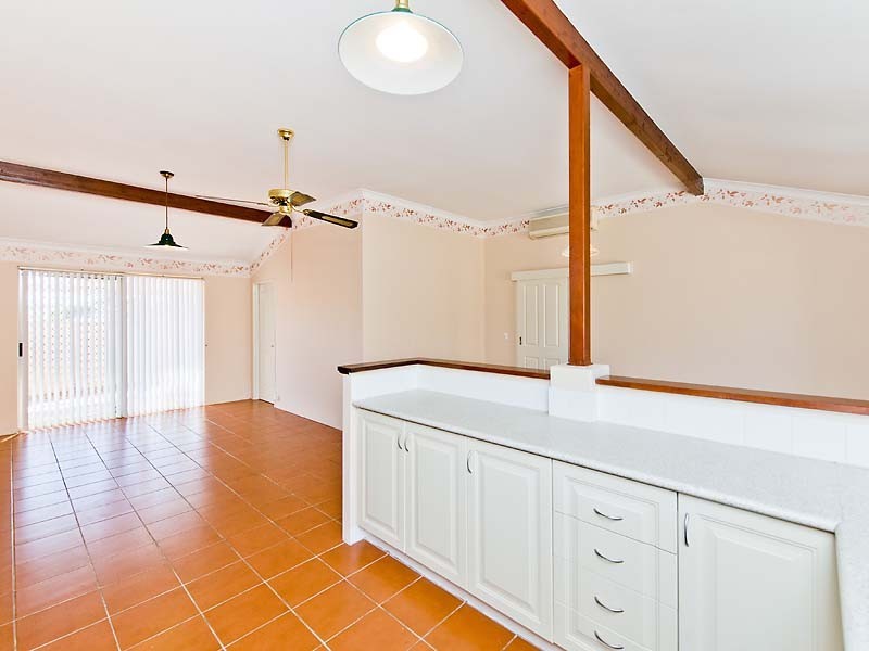 4 Ridgehaven Court, Canning Vale WA 6155