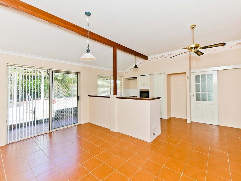 4 Ridgehaven Court, Canning Vale WA 6155